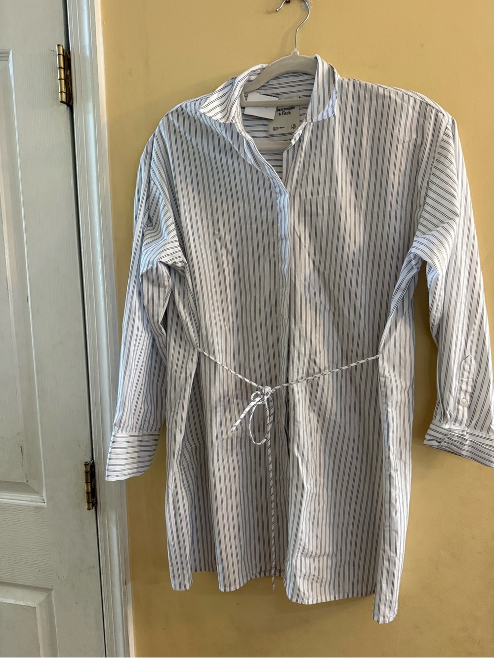 Abercrombie & Fitch mini shirt dress, size xs